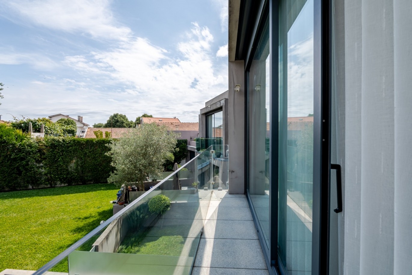 Moradia V4 com jardim à venda em Paranhos no Porto_377503