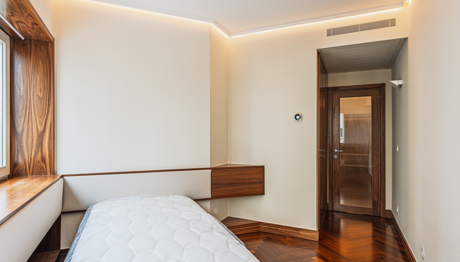 Zwei-Schlafzimmer-Duplex-Wohnung in Porto zu verkaufen, Portugal_377580