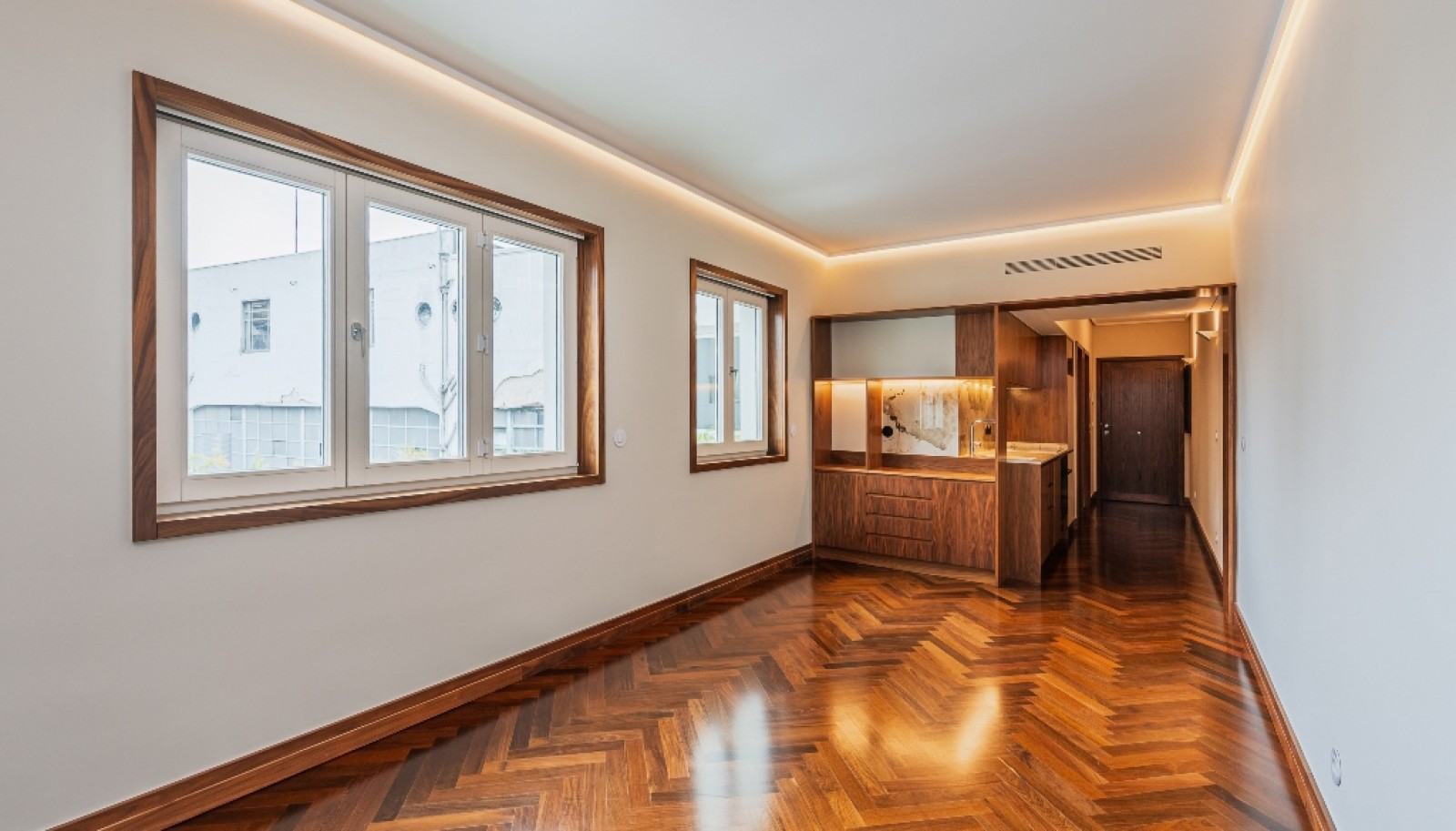 New one bedroom apartment for sale in downtown Porto, Portugal_377645