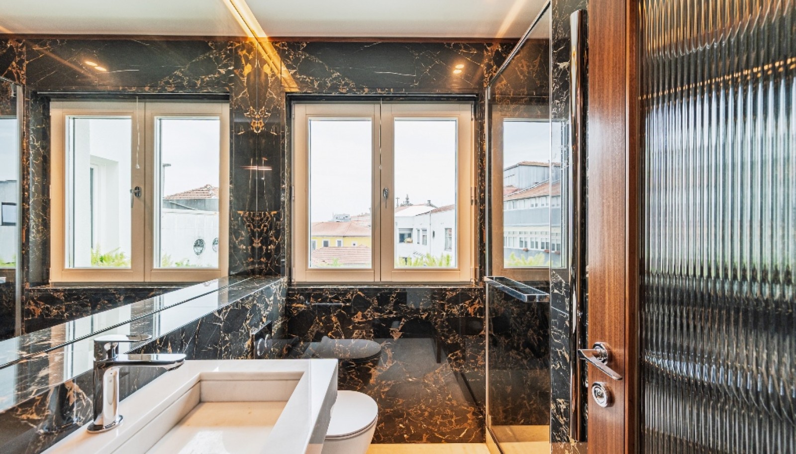 Penthouse duplex de 2 chambres avec terrasse à vendre à Porto Portugal_377717