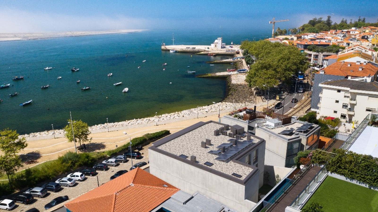 Apartamento con jardín y terraza con vistas al río en Porto, Portugal_380658