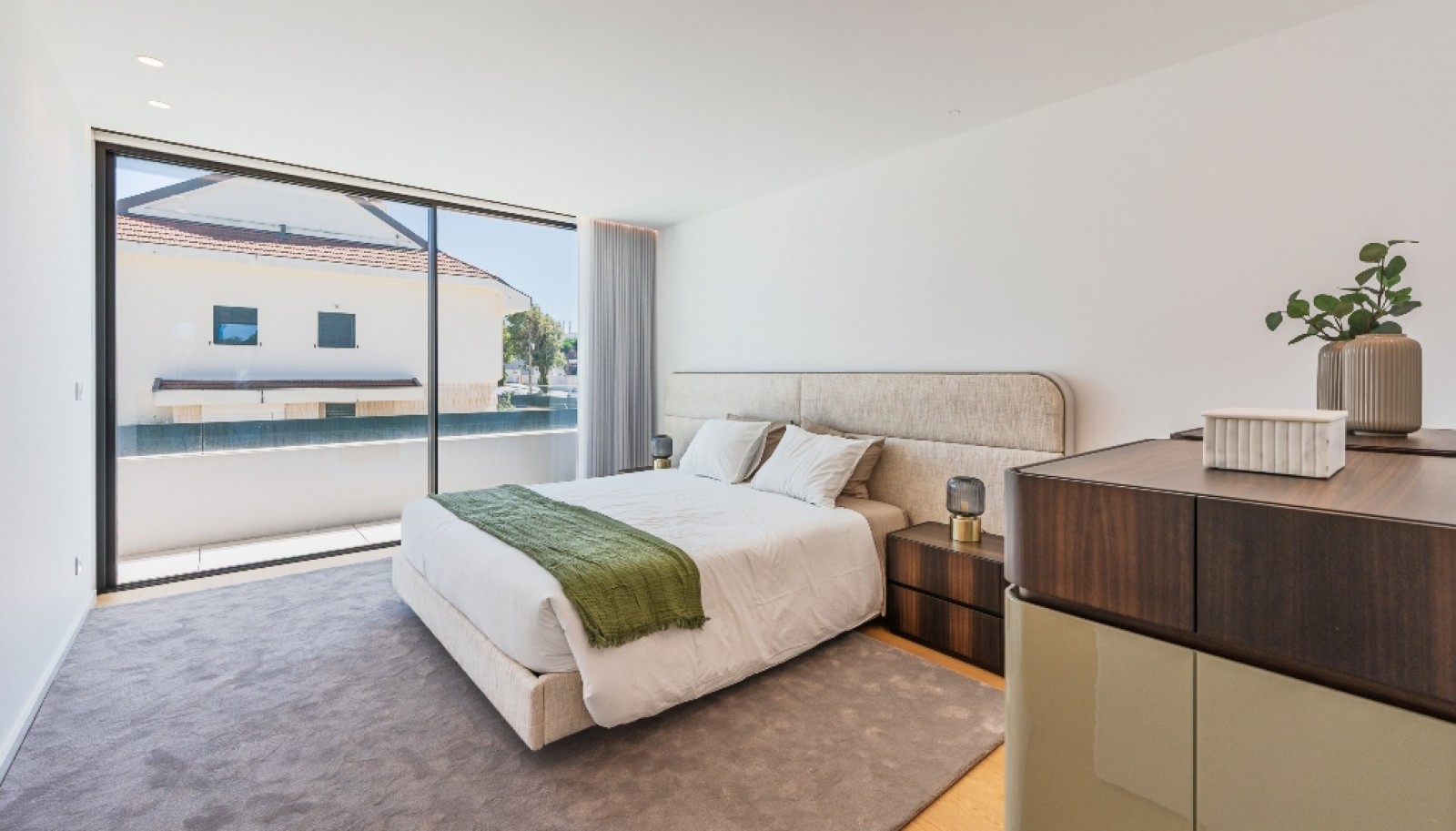 Moradia V4+1 com jardim, piscina e vistas de mar à venda em Valadares_380894