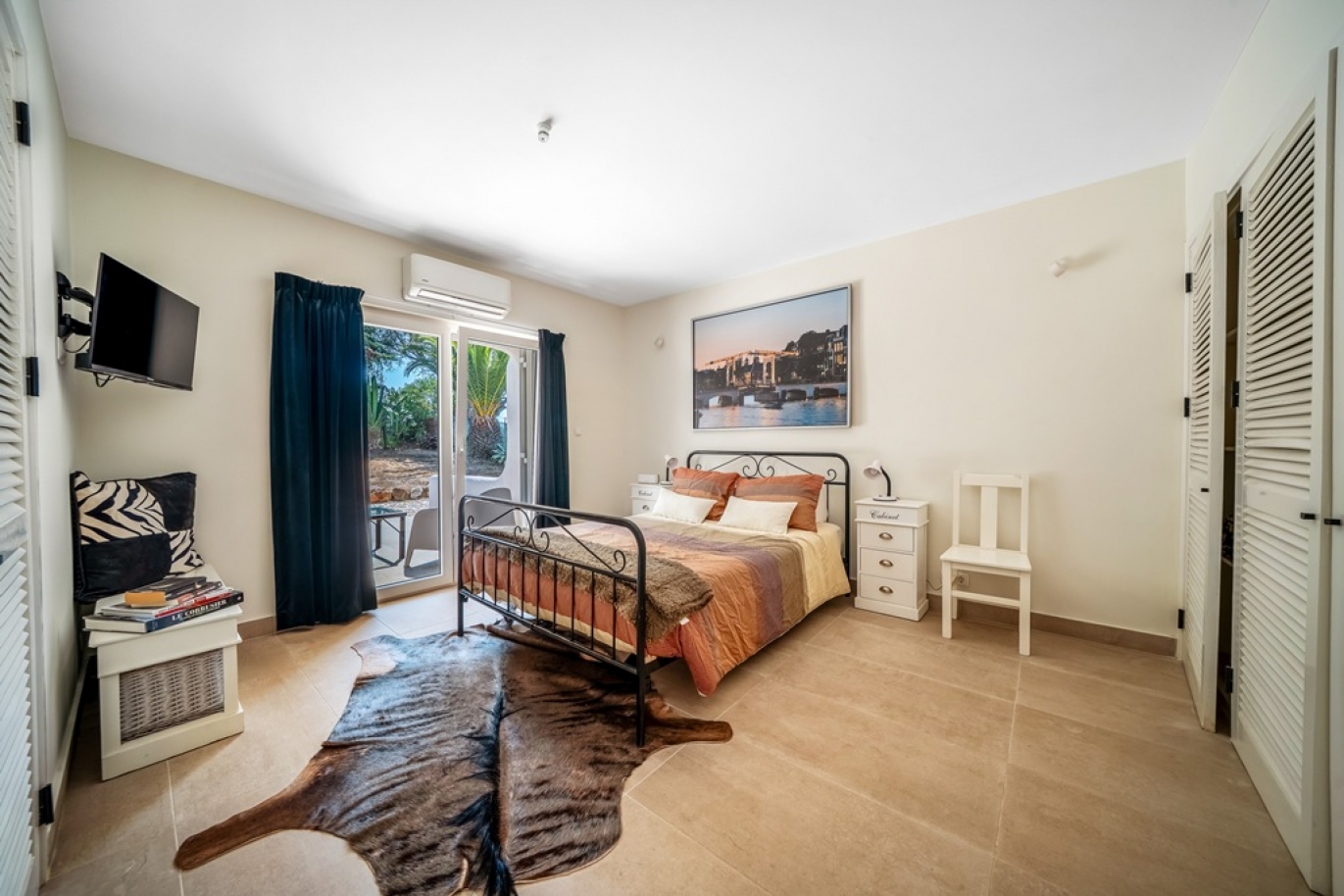 Extraordinária Moradia com piscina e jardim à venda no Algarve_381373