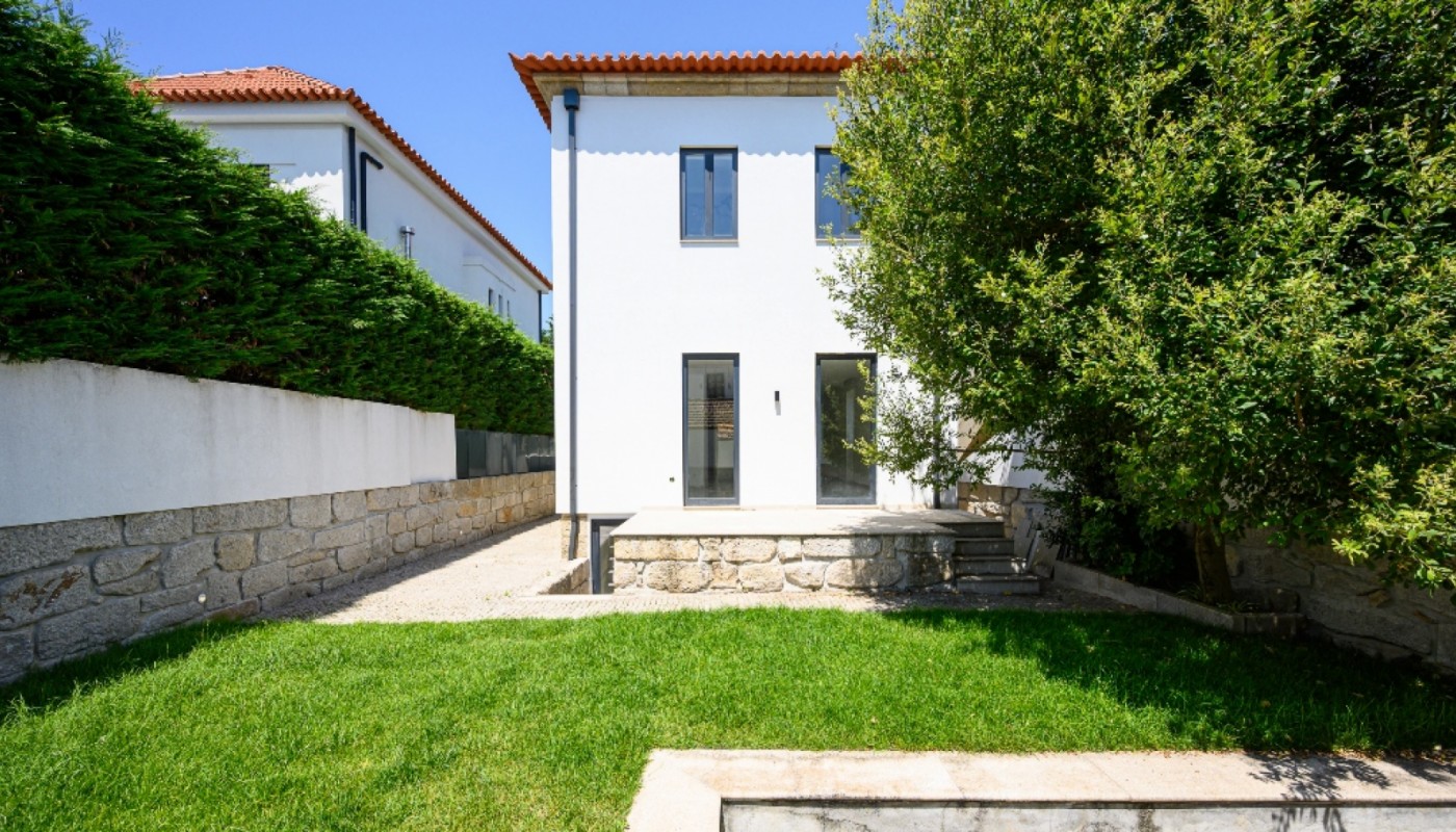 Single family home