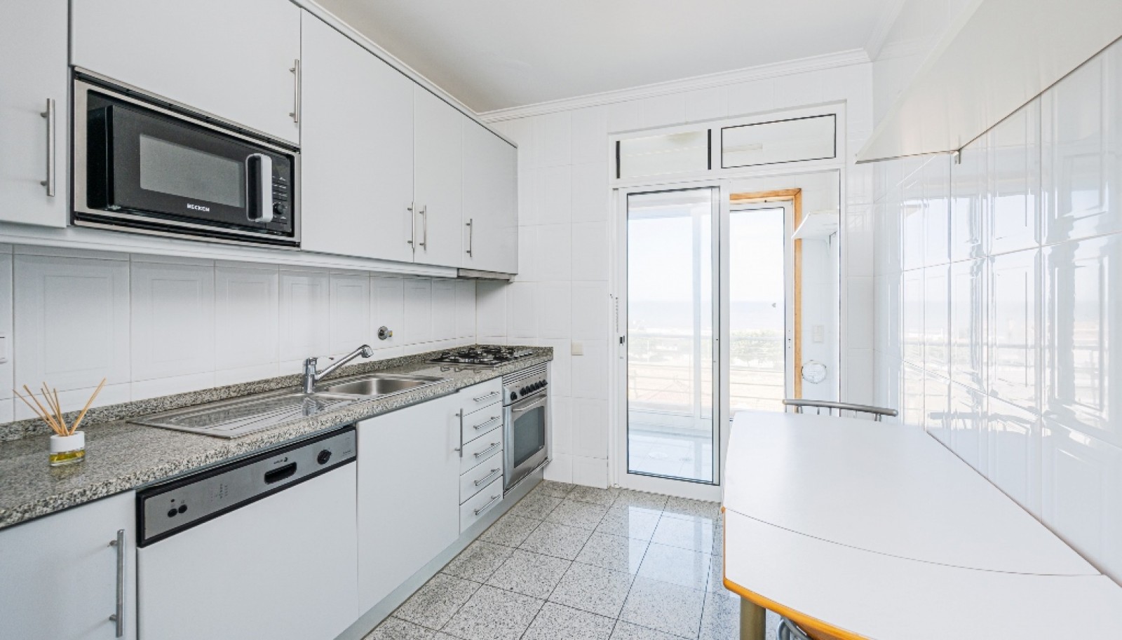 Appartement 2 pièces avec vue sur la mer et balcon à Gaia, au Portugal_382543