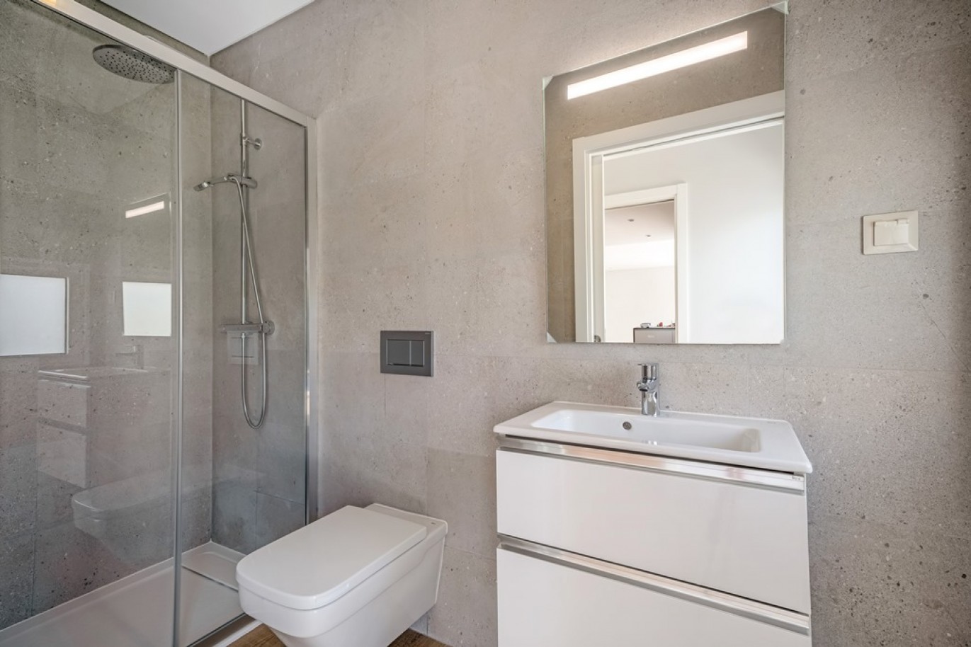 Moderna Moradia V3 com piscina, à venda em Tavira, Algarve_382592