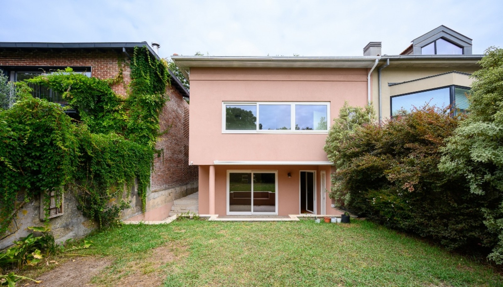 Moradia V3+1 com jardim para arrendar na Foz do Douro, no Porto_382810