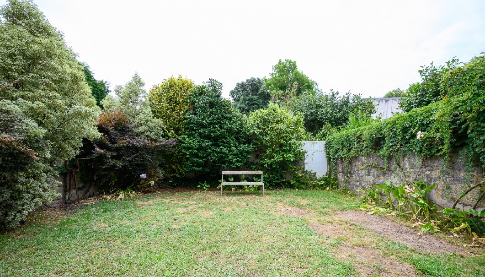 Moradia V3+1 com jardim para arrendar na Foz do Douro, no Porto_382812