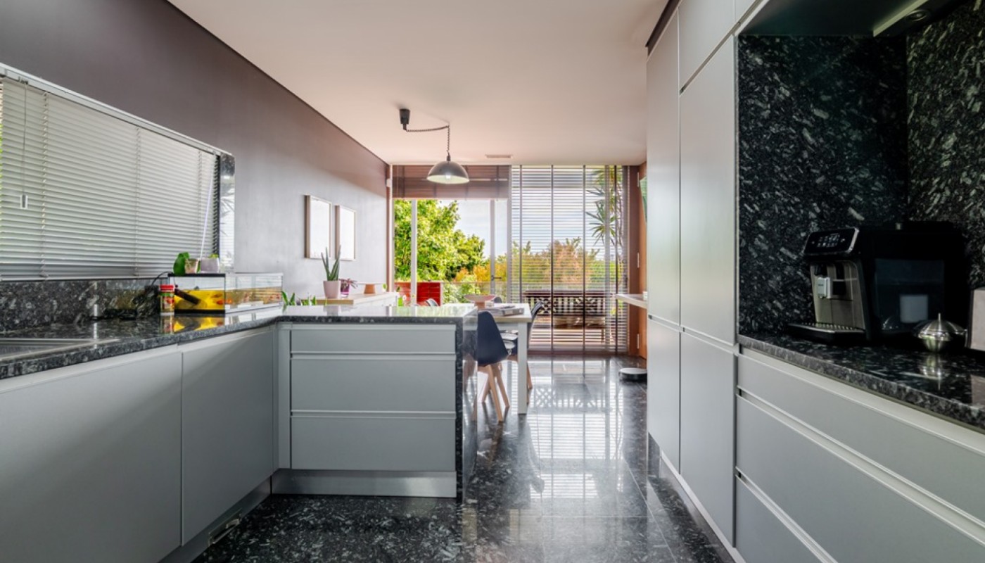 5 Bedroom Villa/Townhouse's Image 3