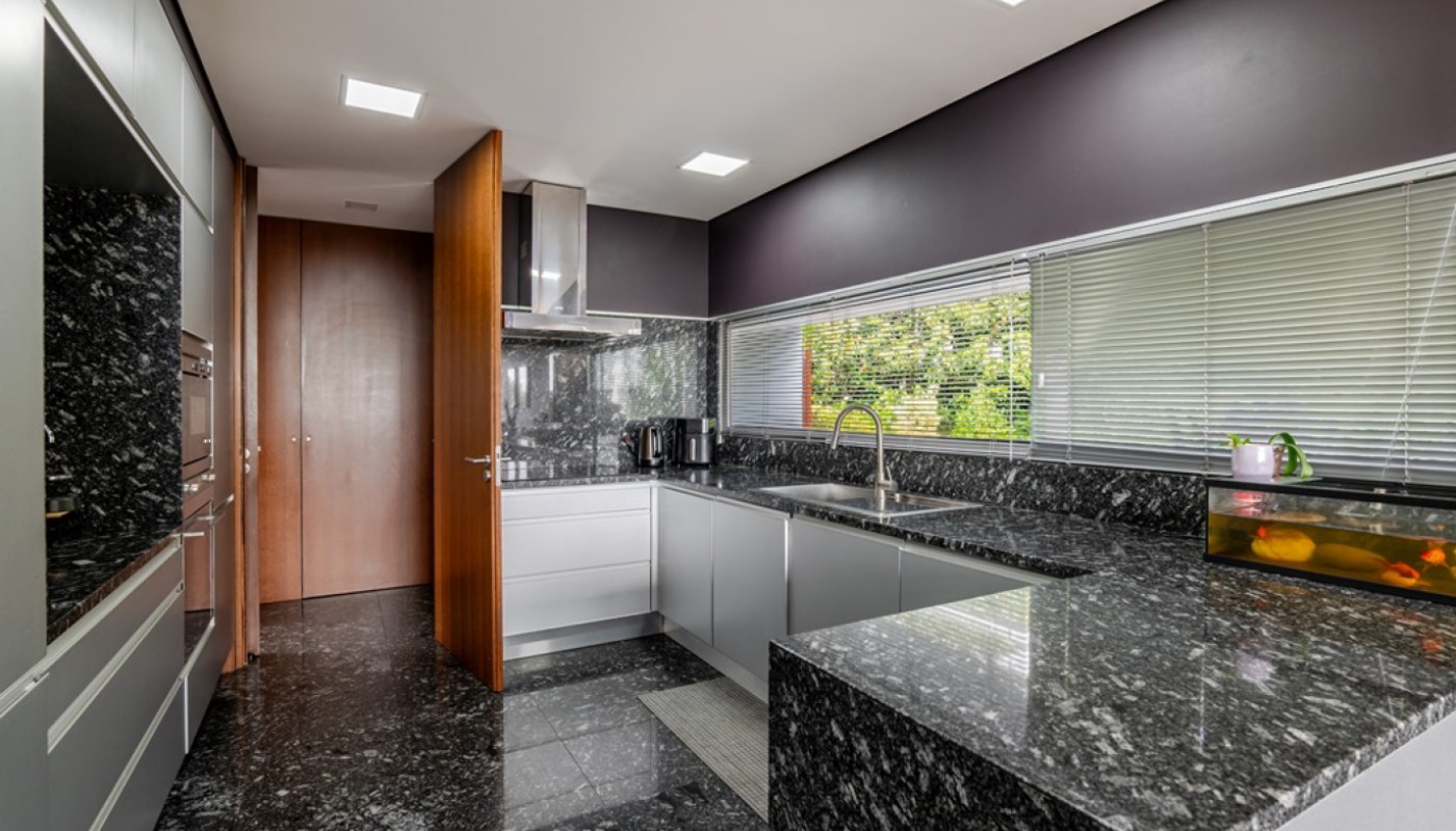 5 Bedroom Villa/Townhouse's Image 4