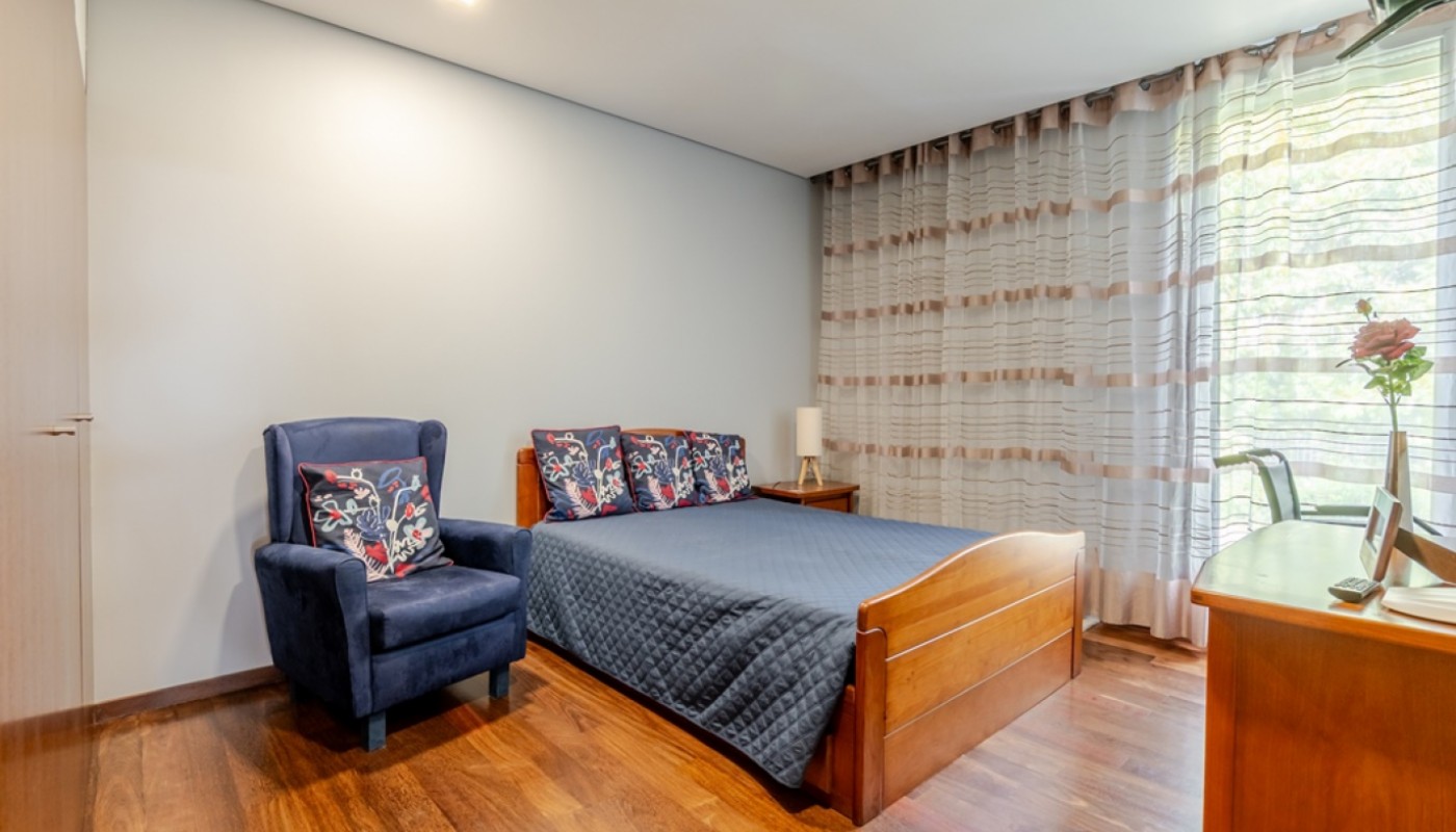 5 Bedroom Villa/Townhouse's Image 32