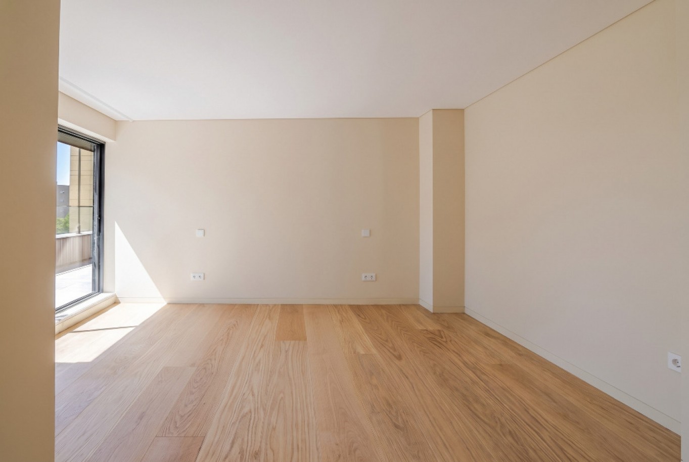 Luxury 4-bedroom penthouse for sale in Porto, Portugal_382983