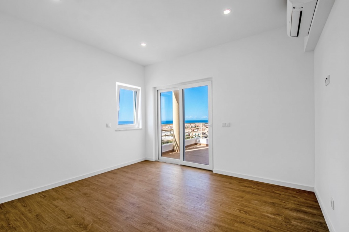 Piso con vistas al mar, en venta en Lagos, Algarve, Portugal_383046