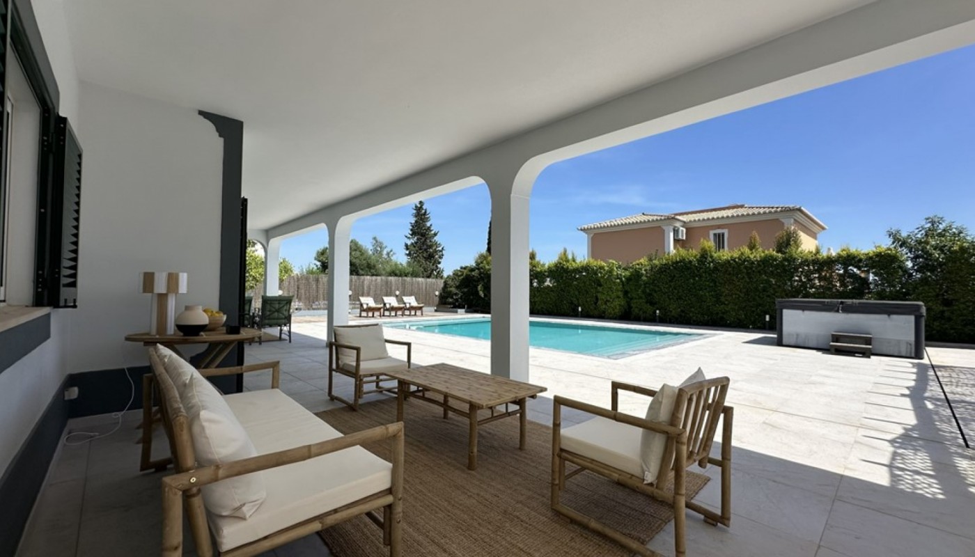 5 Bedroom Villa/Townhouse's Image 14