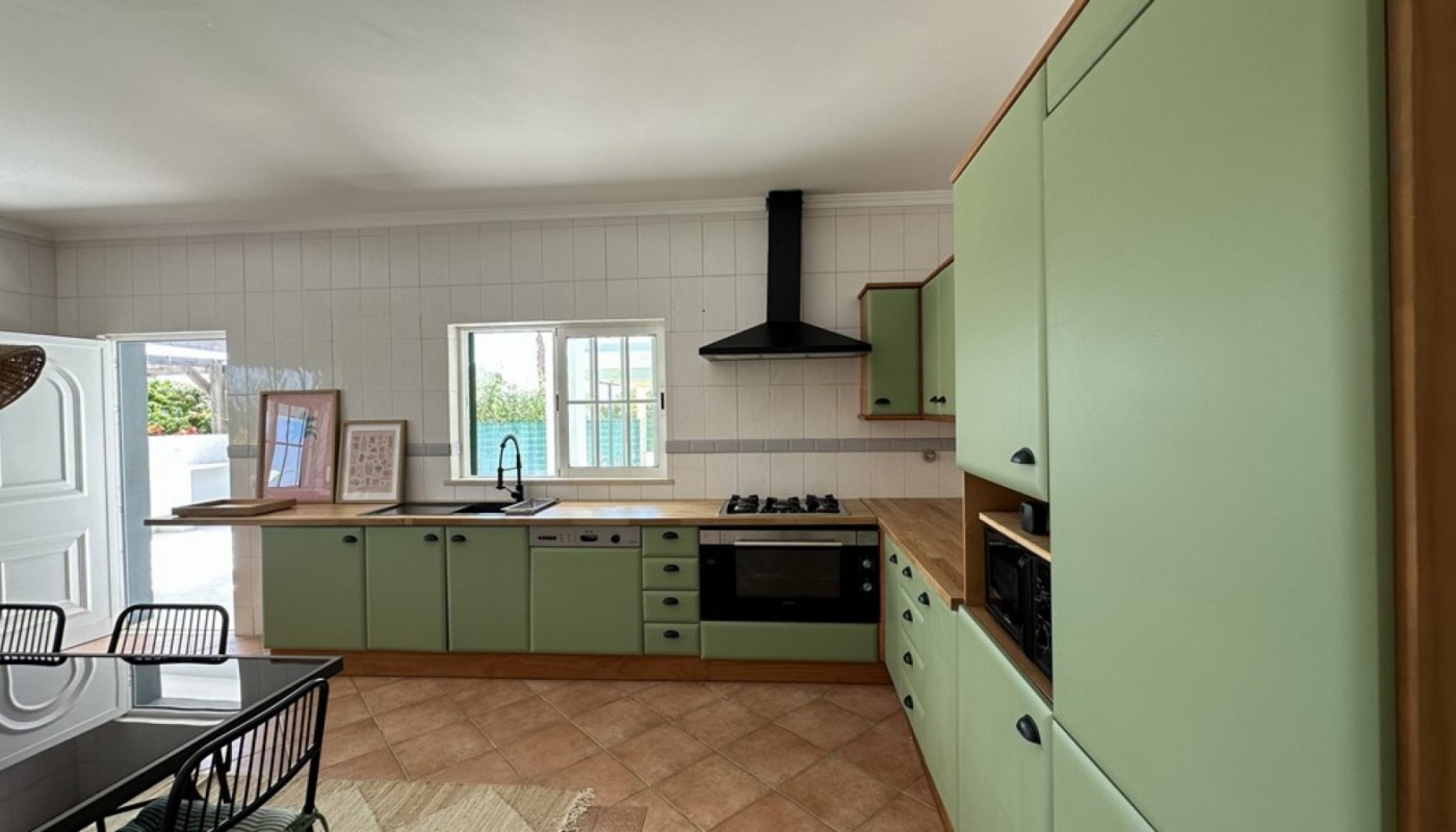 5 Bedroom Villa/Townhouse's Image 12