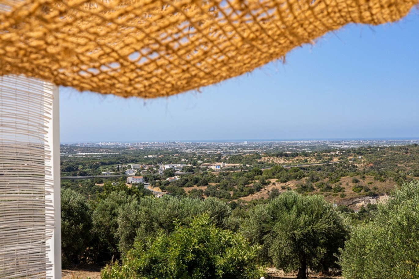 Picturesque proprerty with a pool for sale in Estoi, Algarve, Portugal_383711