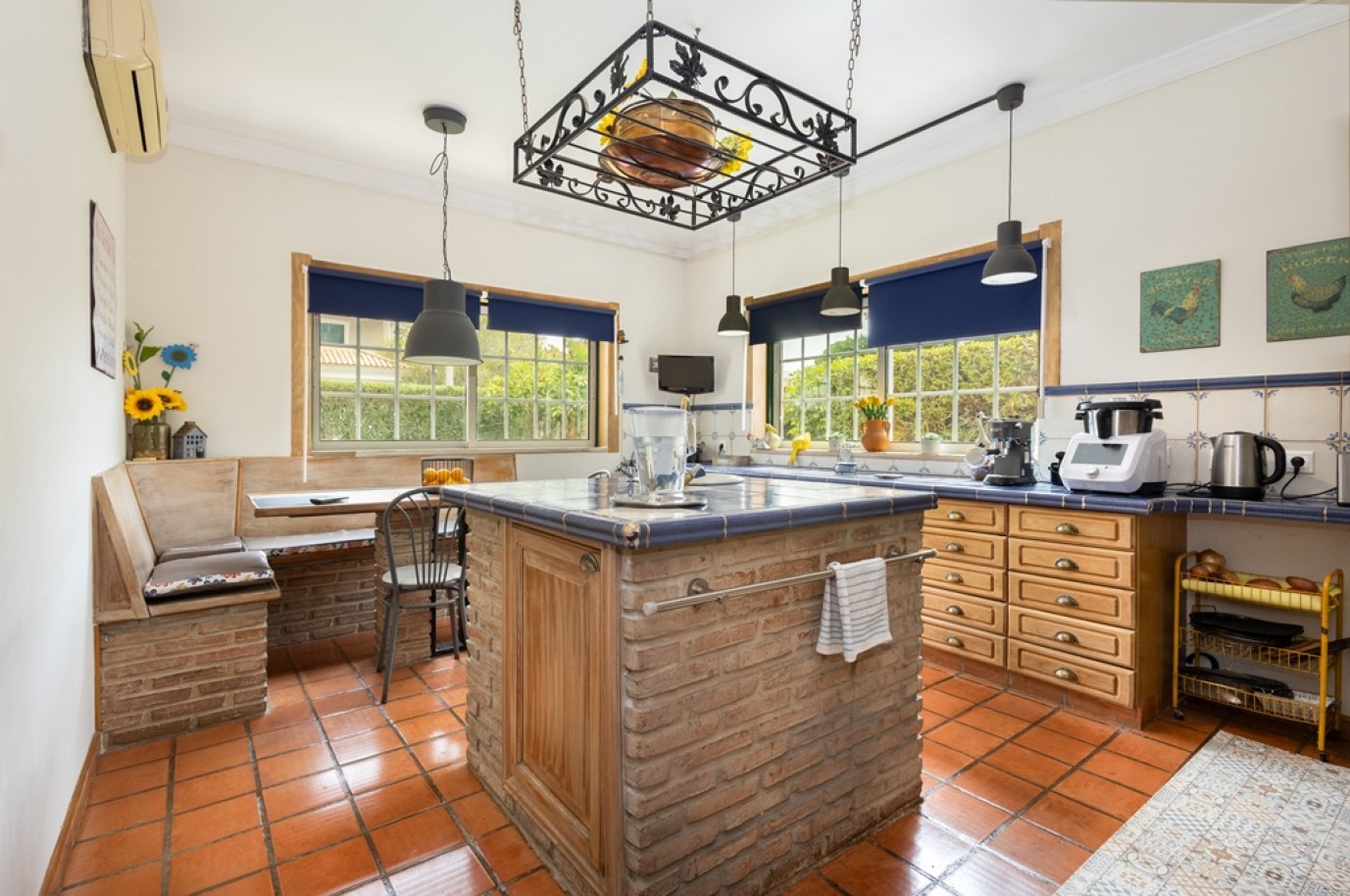Moradia V4, com piscina, para venda, em Vila Sol, Algarve_383744