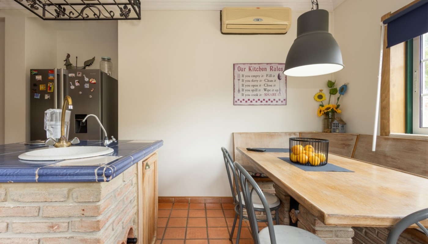 4 Bedroom Villa/Townhouse's Image 6