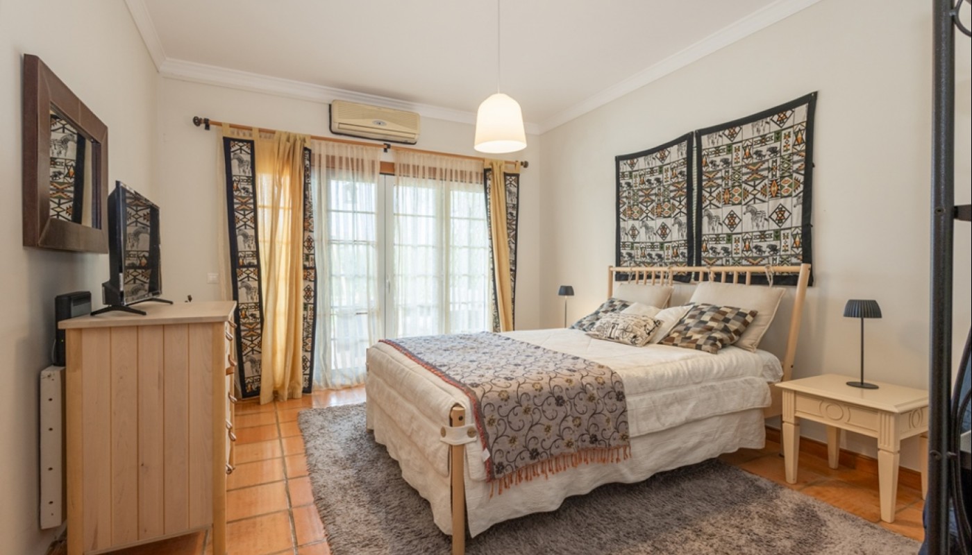 4 Bedroom Villa/Townhouse's Image 8