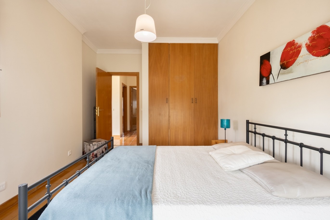 Moradia V4, com piscina, para venda, em Vila Sol, Algarve_383751
