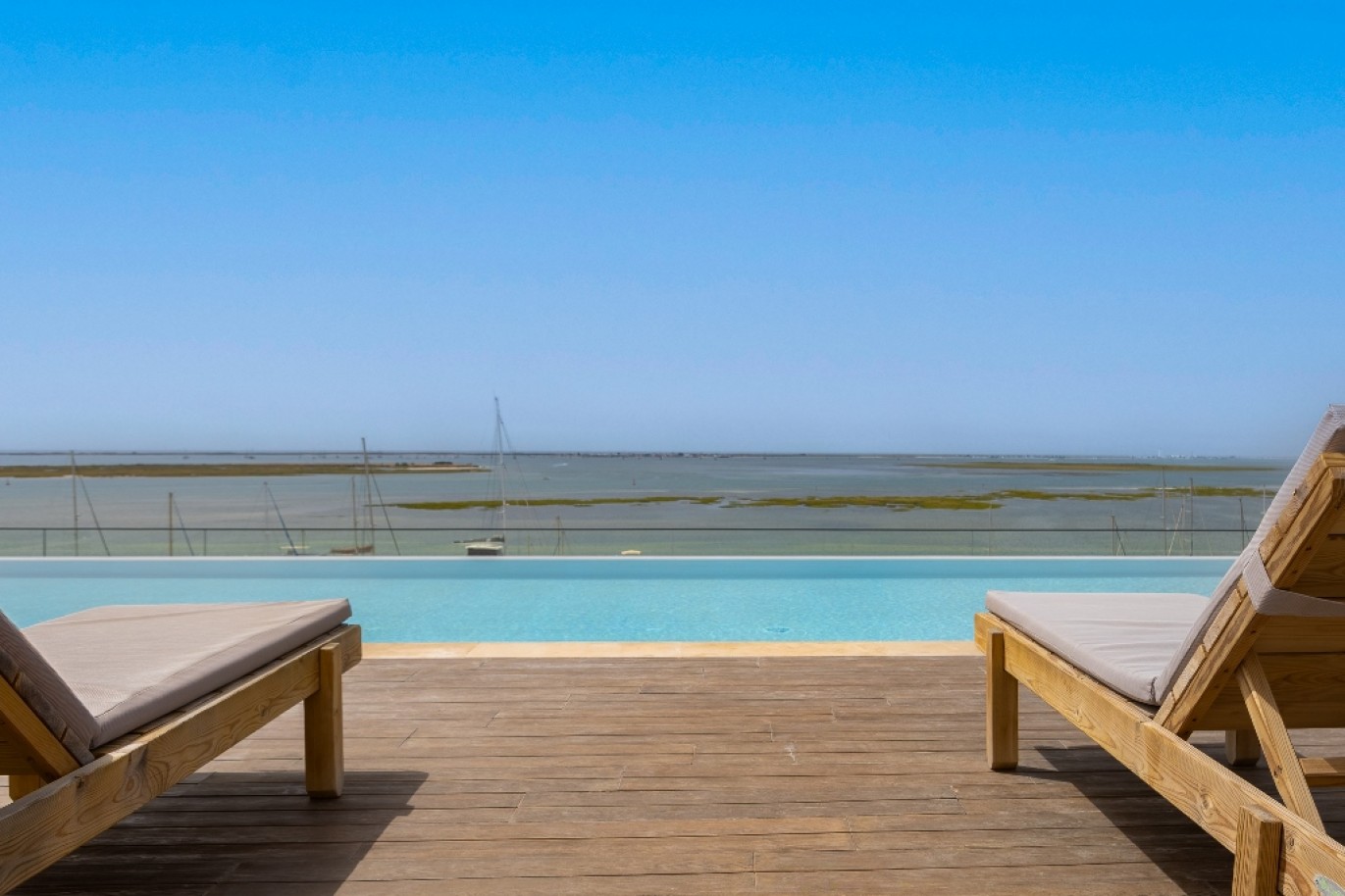 Wohnung mit Blick auf den Yachthafen von Olhão, Algarve, Portugal_383770