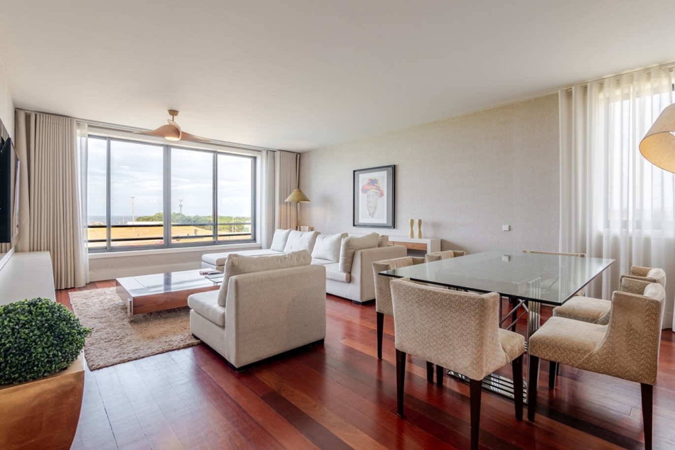 Apartamento T3 com vistas panorâmicas do mar em Leça da Palmeira_384190