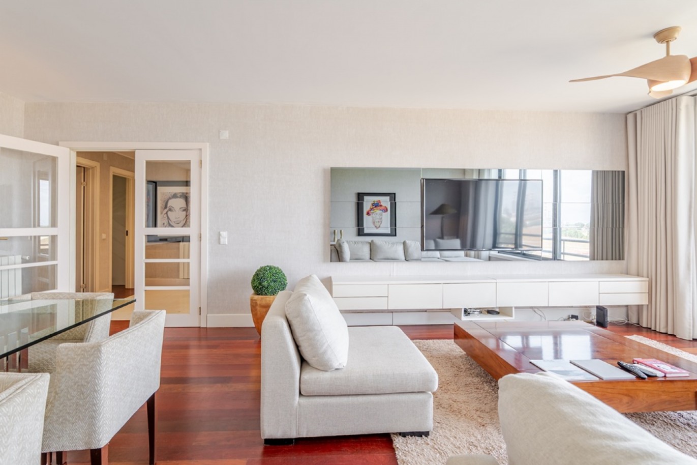 Apartamento T3 com vistas panorâmicas do mar em Leça da Palmeira_384199