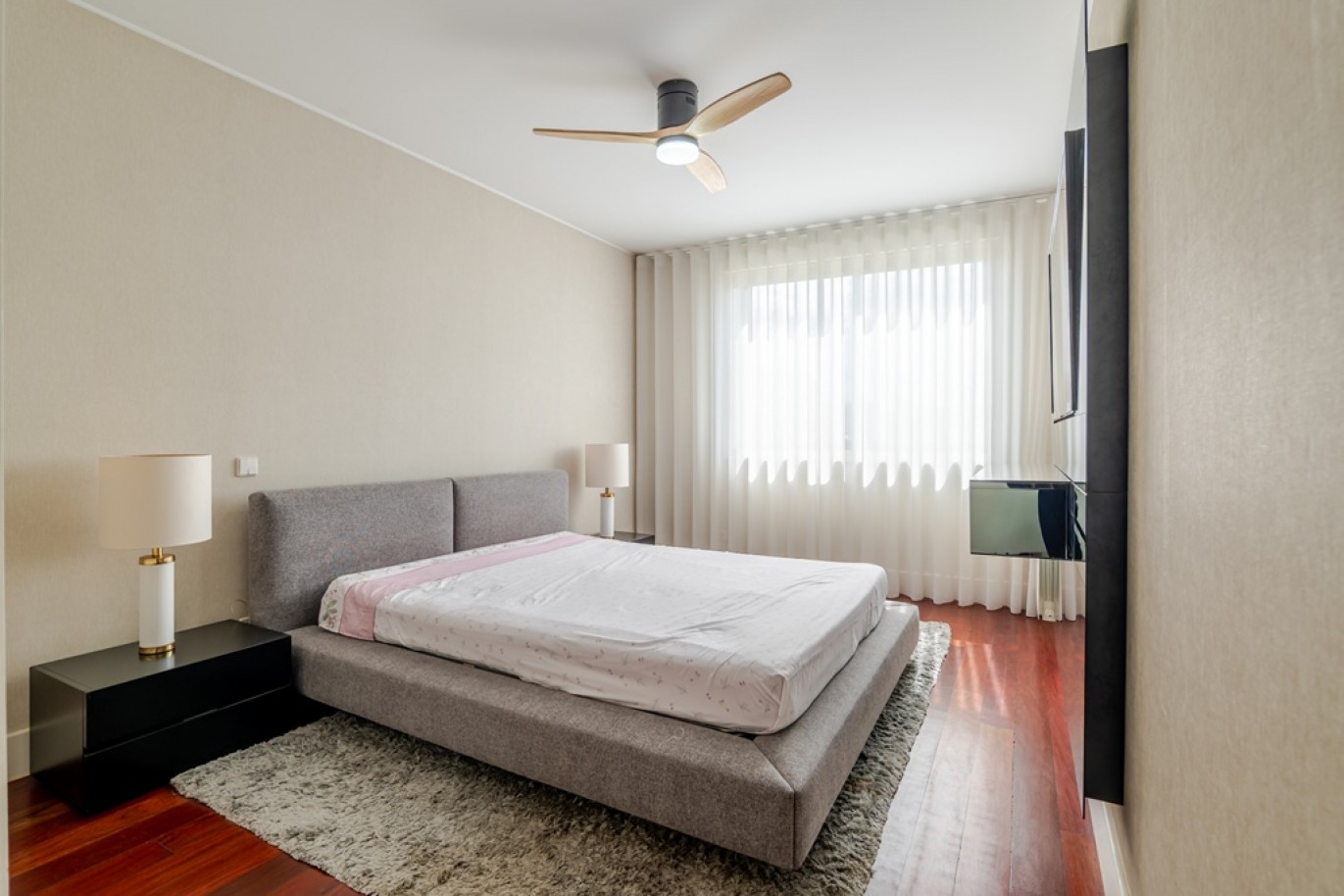Apartamento T3 com vistas panorâmicas do mar em Leça da Palmeira_384204