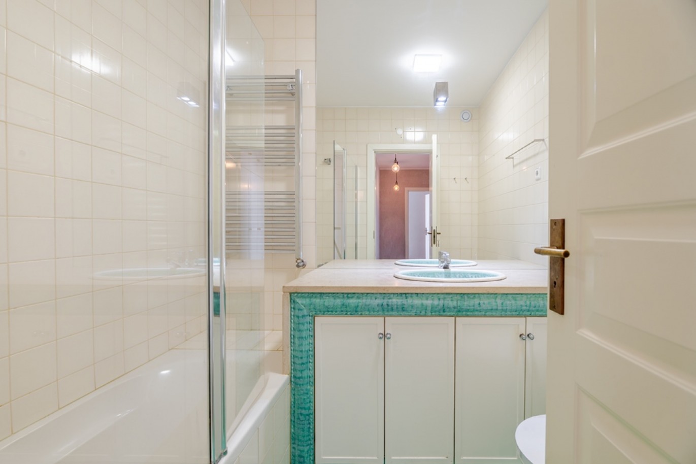Apartamento T3 com vistas panorâmicas do mar em Leça da Palmeira_384216