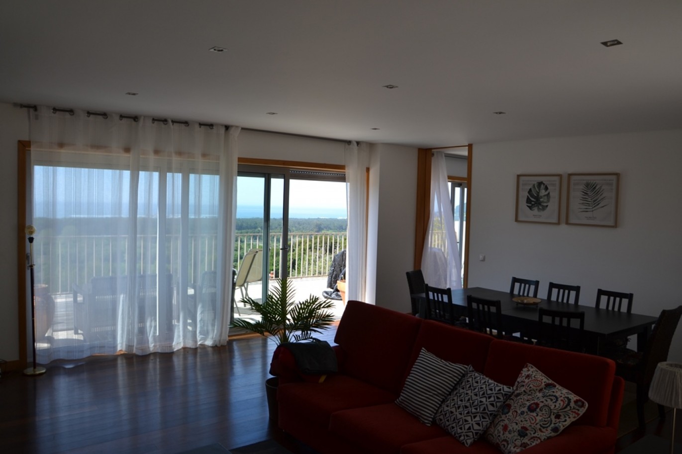 Vivienda 3+1 dormitorios con piscina y vistas al mar, Moledo, Portugal_384518
