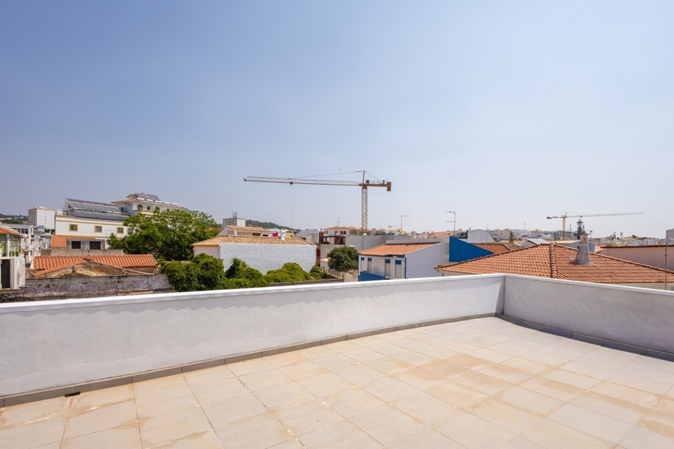 Apartamento 2 quartos, remodelado, à venda em Loulé, Algarve, Portugal_384655