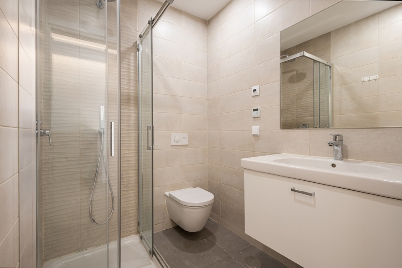 Apartamento 2 quartos, remodelado, à venda em Loulé, Algarve, Portugal_384667