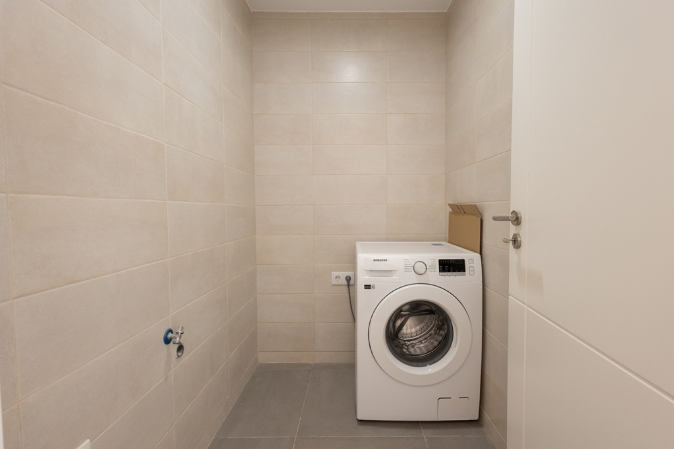 Apartamento 2 quartos, remodelado, à venda em Loulé, Algarve, Portugal_384668