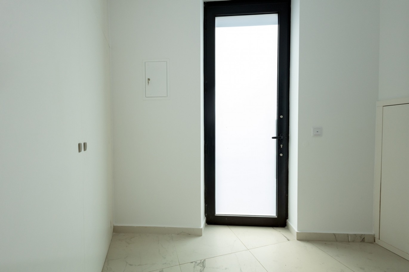 Apartamento 2 quartos, remodelado, à venda em Loulé, Algarve, Portugal_384674