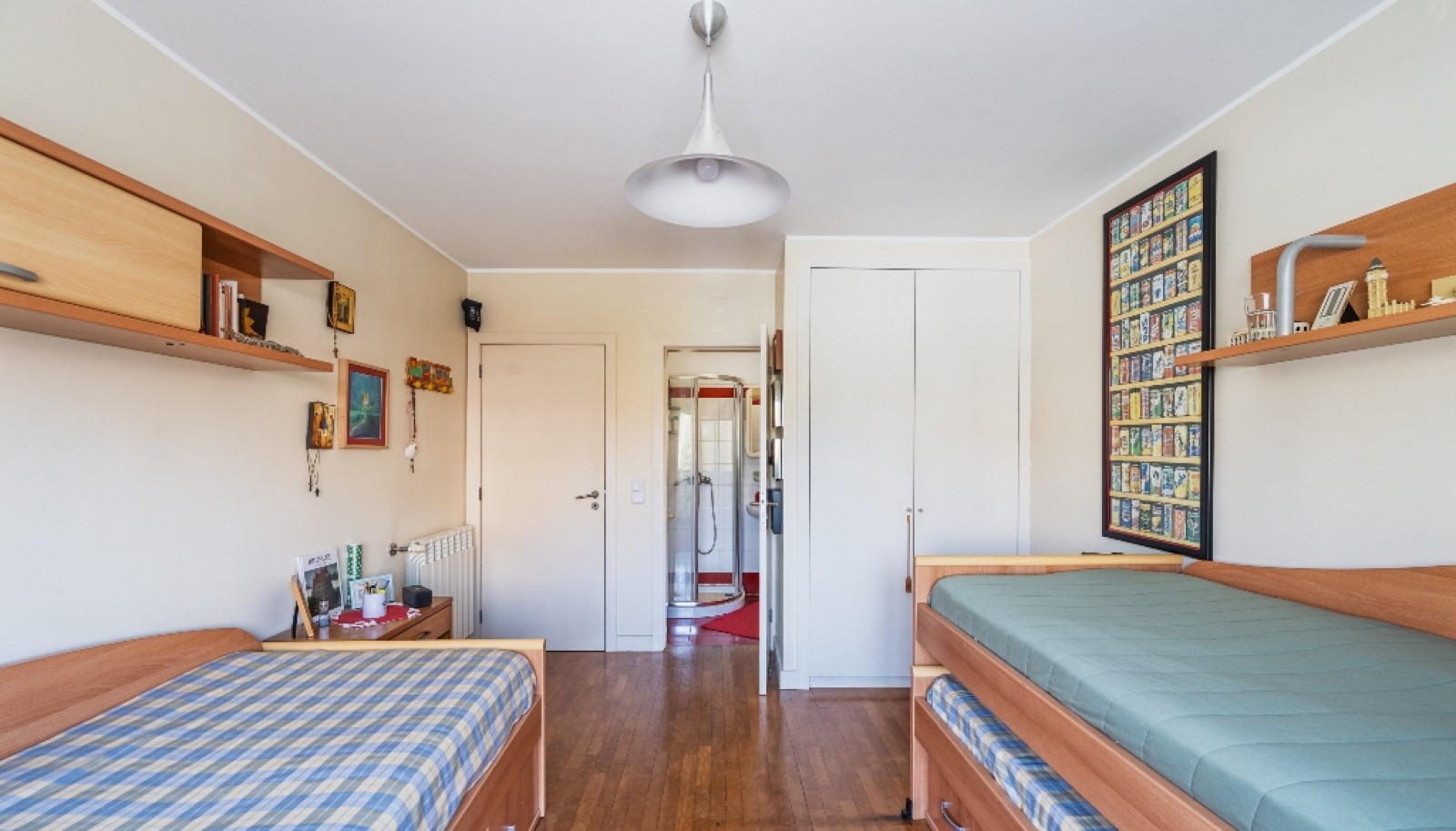 Casa 4 dormitorios con jardín en Senhora da Hora, Matosinhos, Portugal_384732