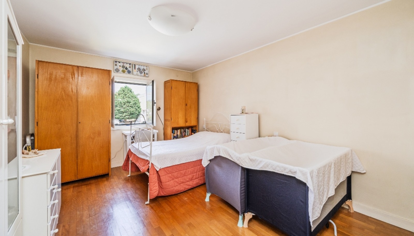 Casa 4 dormitorios con jardín en Senhora da Hora, Matosinhos, Portugal_384734