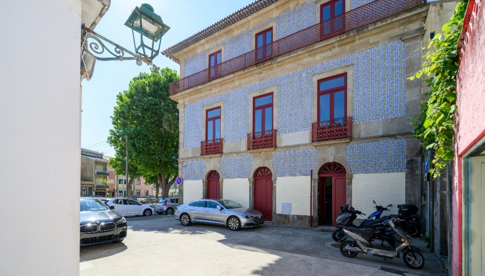 Four-bedroom house with river views in Vila do Conde, Portugal_385752