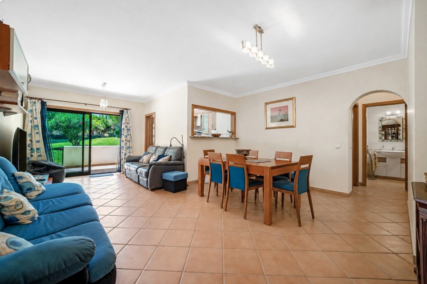 2-bedroom apartment for sale near Falésia Beach, Algarve, Portugal_385874