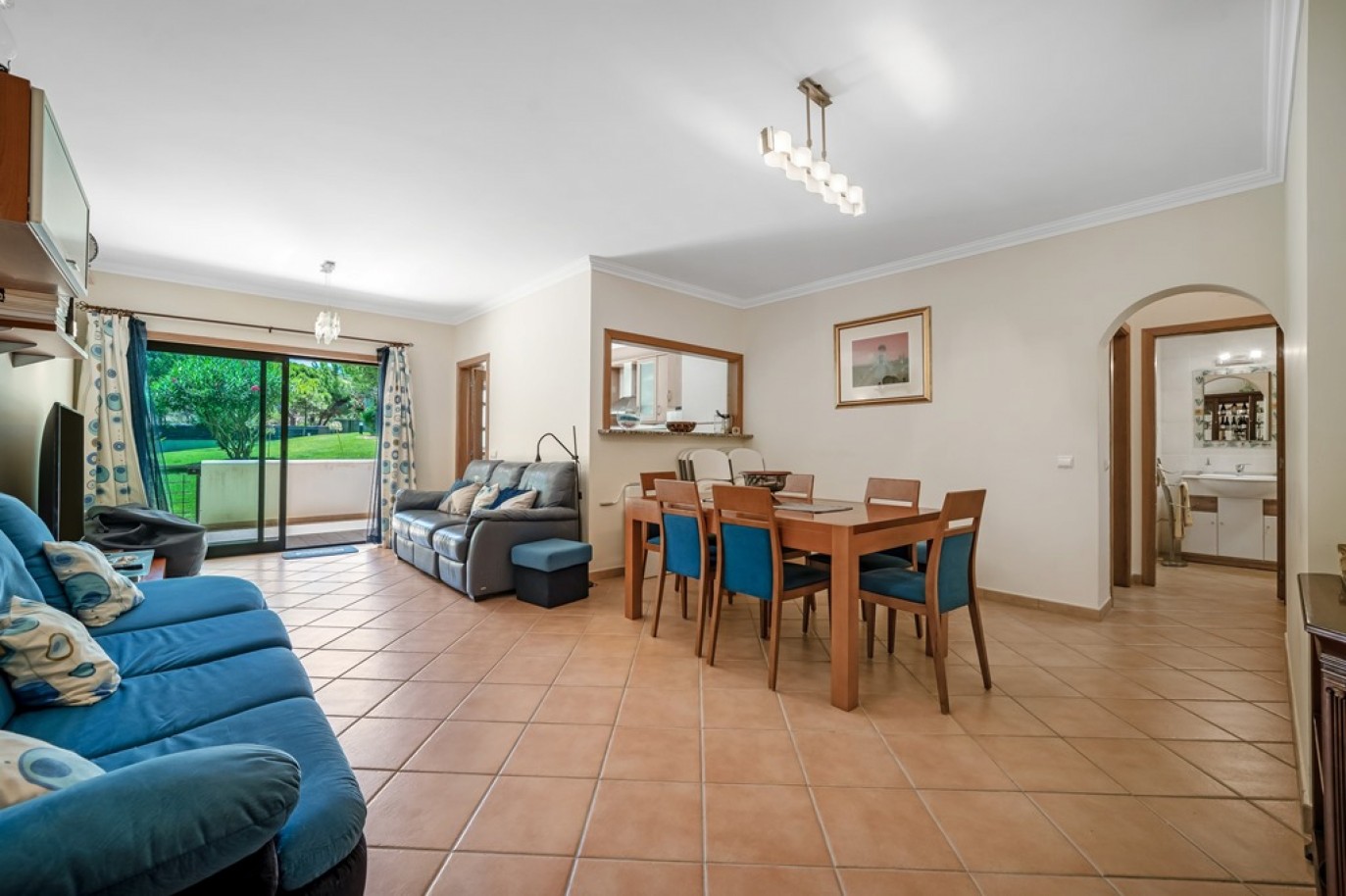 2-bedroom apartment for sale near Falésia Beach, Algarve, Portugal_385879