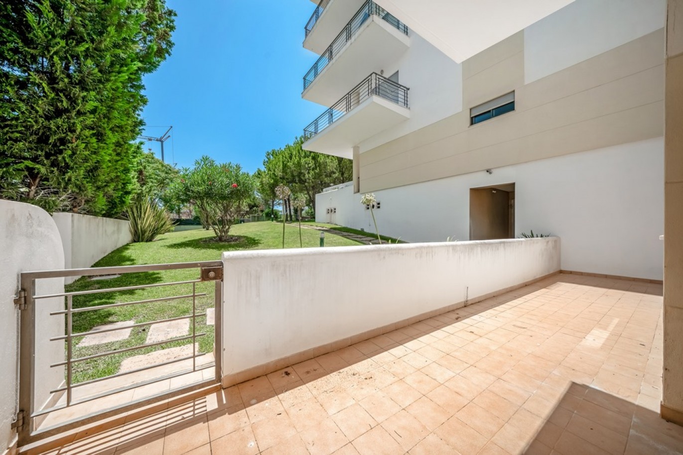 2-bedroom apartment for sale near Falésia Beach, Algarve, Portugal_385885