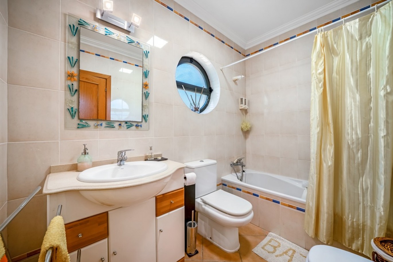 2-bedroom apartment for sale near Falésia Beach, Algarve, Portugal_385891