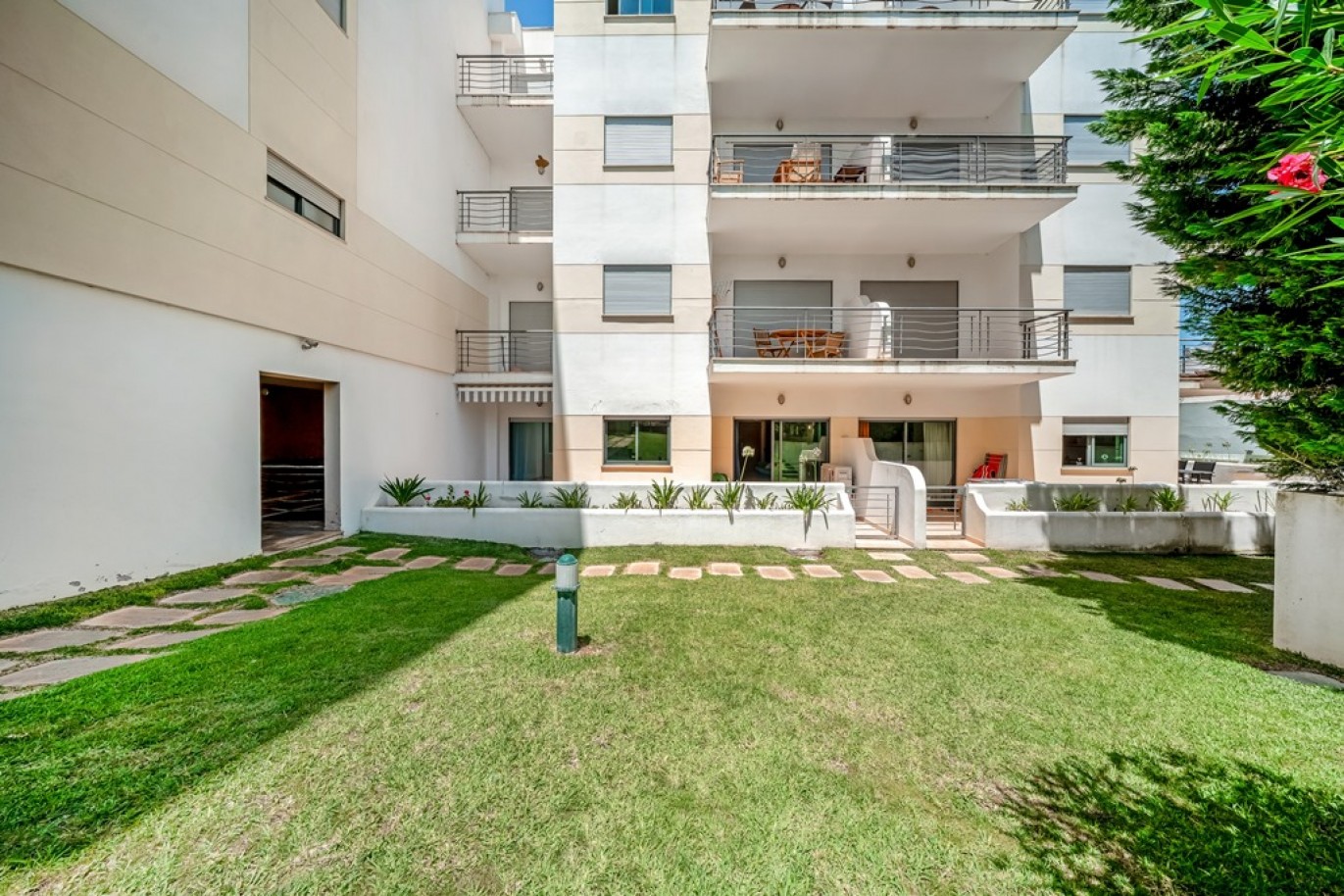 2-bedroom apartment for sale near Falésia Beach, Algarve, Portugal_385893
