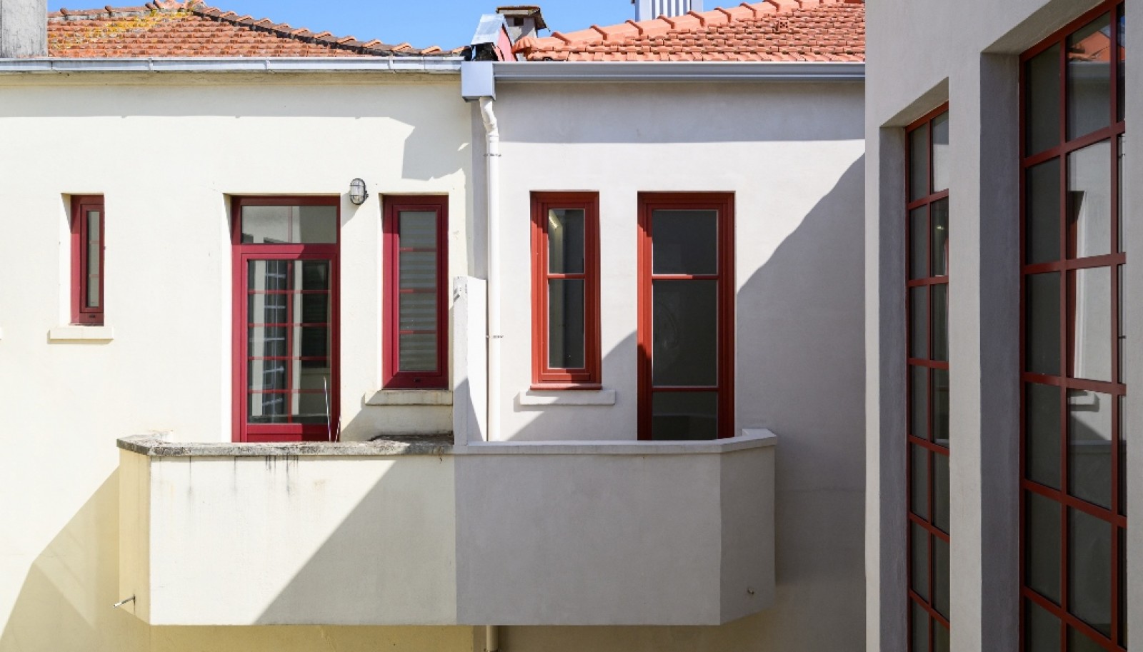 Apartamento T1 para arrendar novo com pátio, Baixa do Porto, Portugal_386088