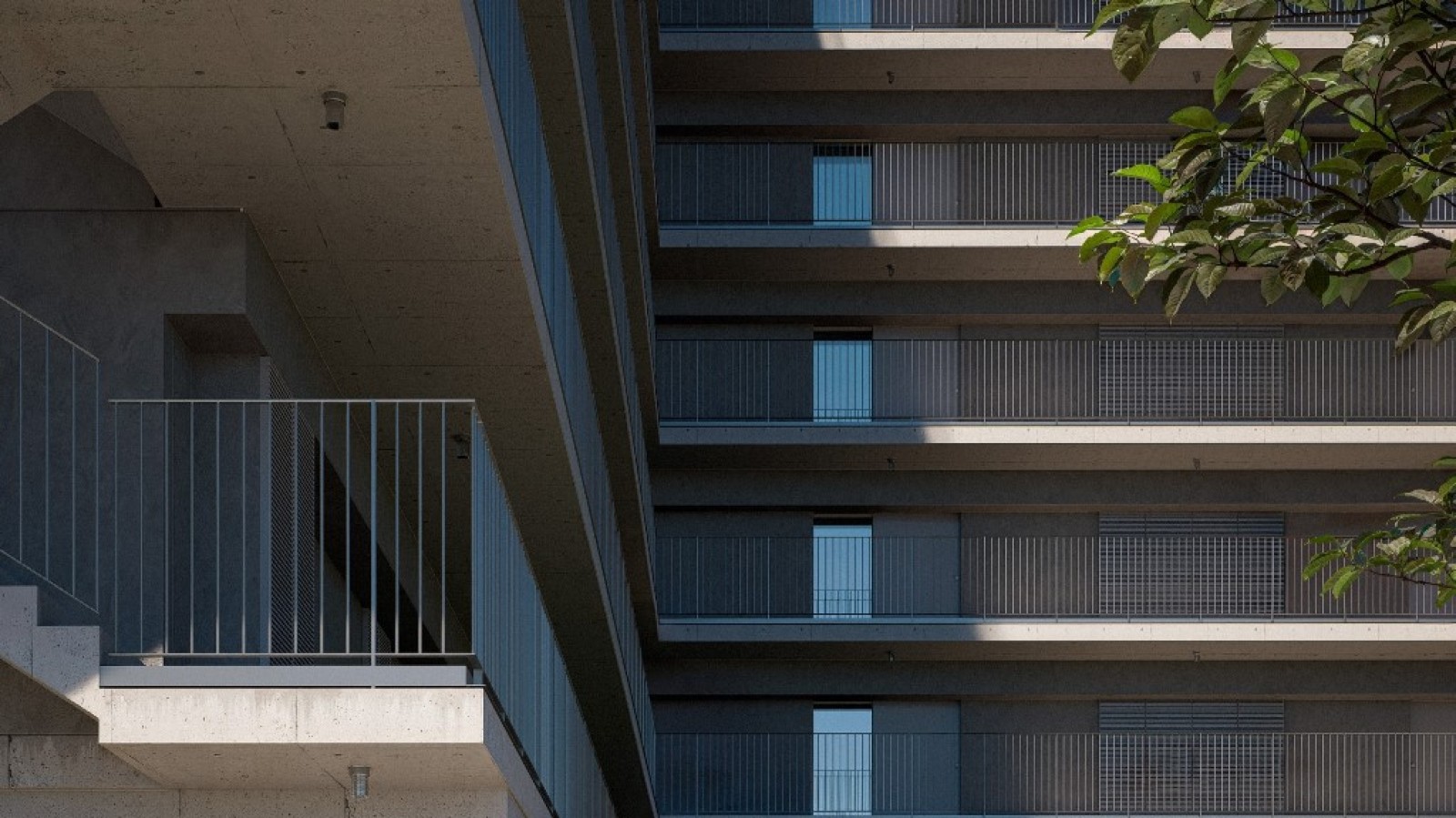 Zwei-Zimmer-Wohnung mit Balkon Nähe U-Bahn Vila Nova de Gaia, Portugal_386300