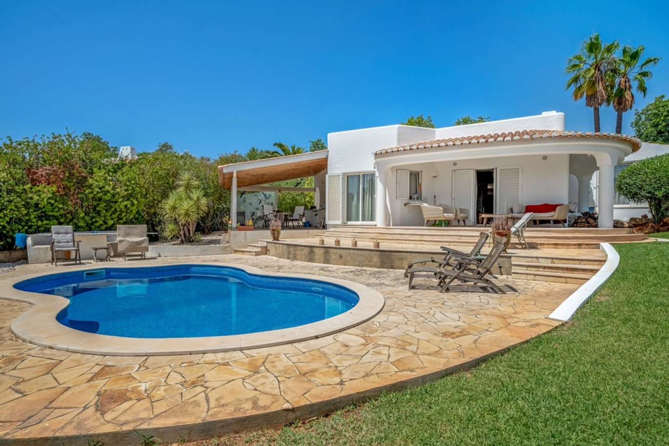 Maison de 3 chambres, à vendre à Albufeira, Algarve, Portugal_387120