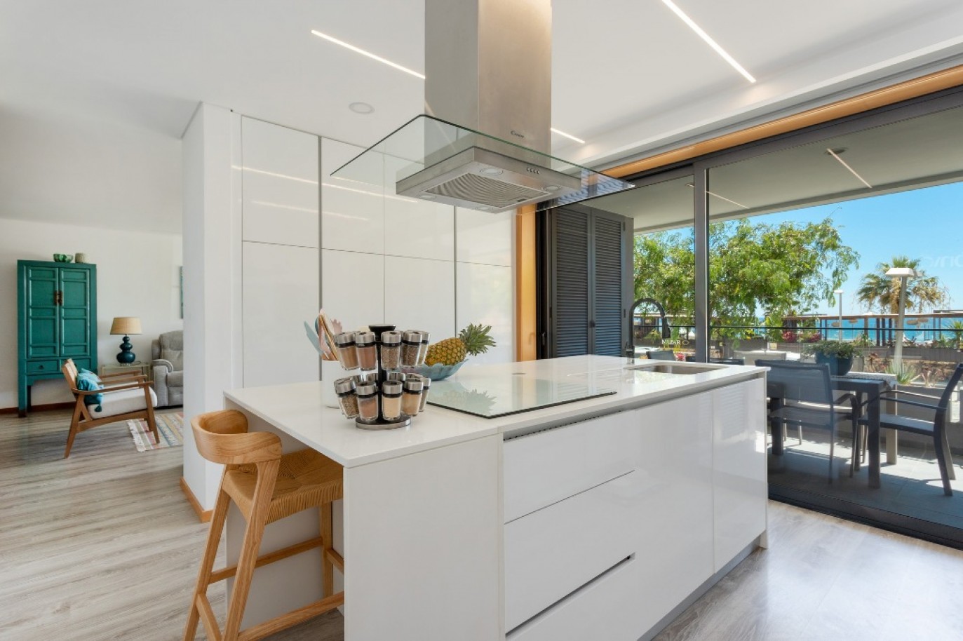 Apartamento T3 frente mar na Praia da Rocha, Portimão, Algarve_387211