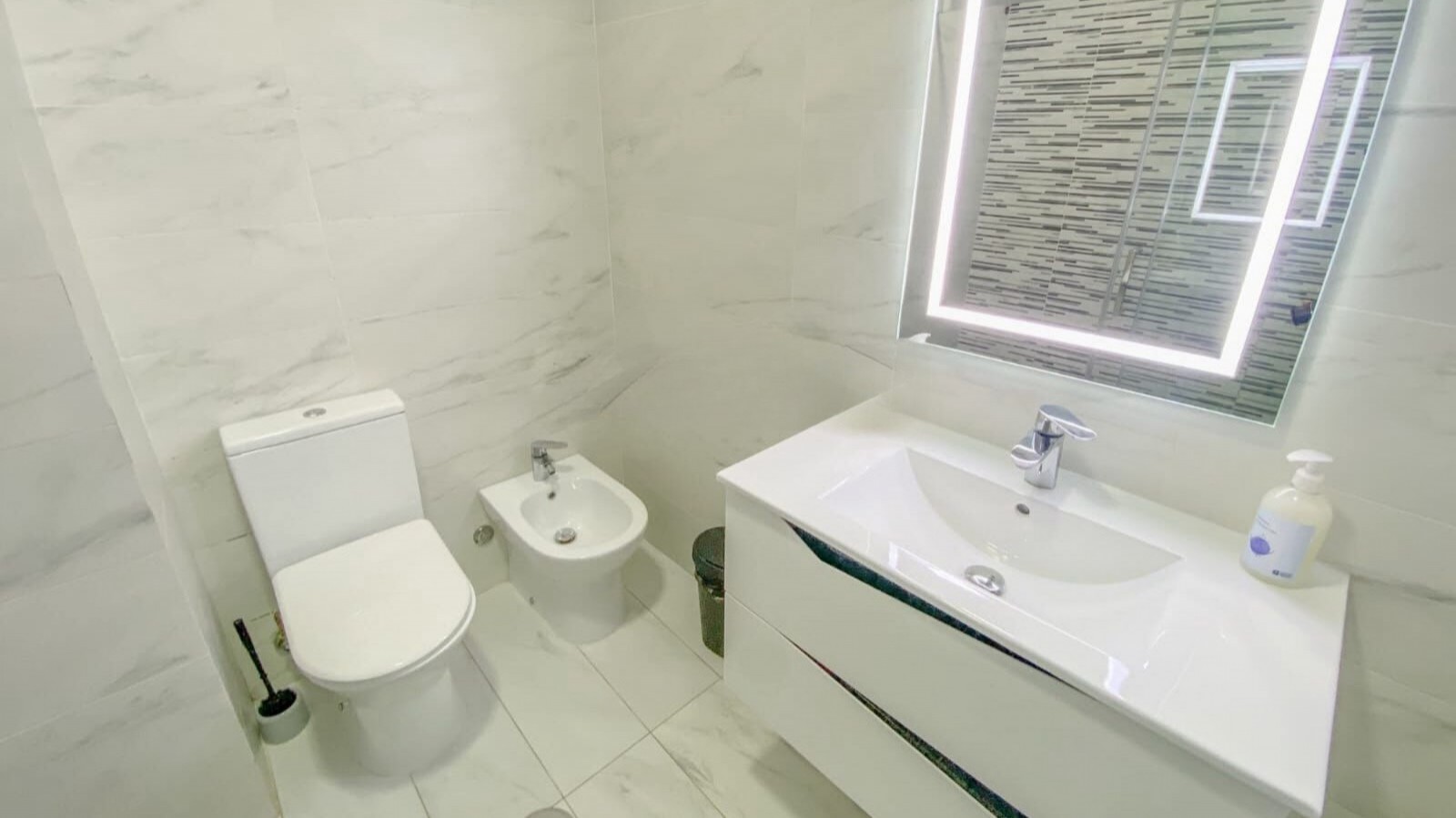 Apartamento T2+1 com varandas para venda no Bonfim no Porto_387273