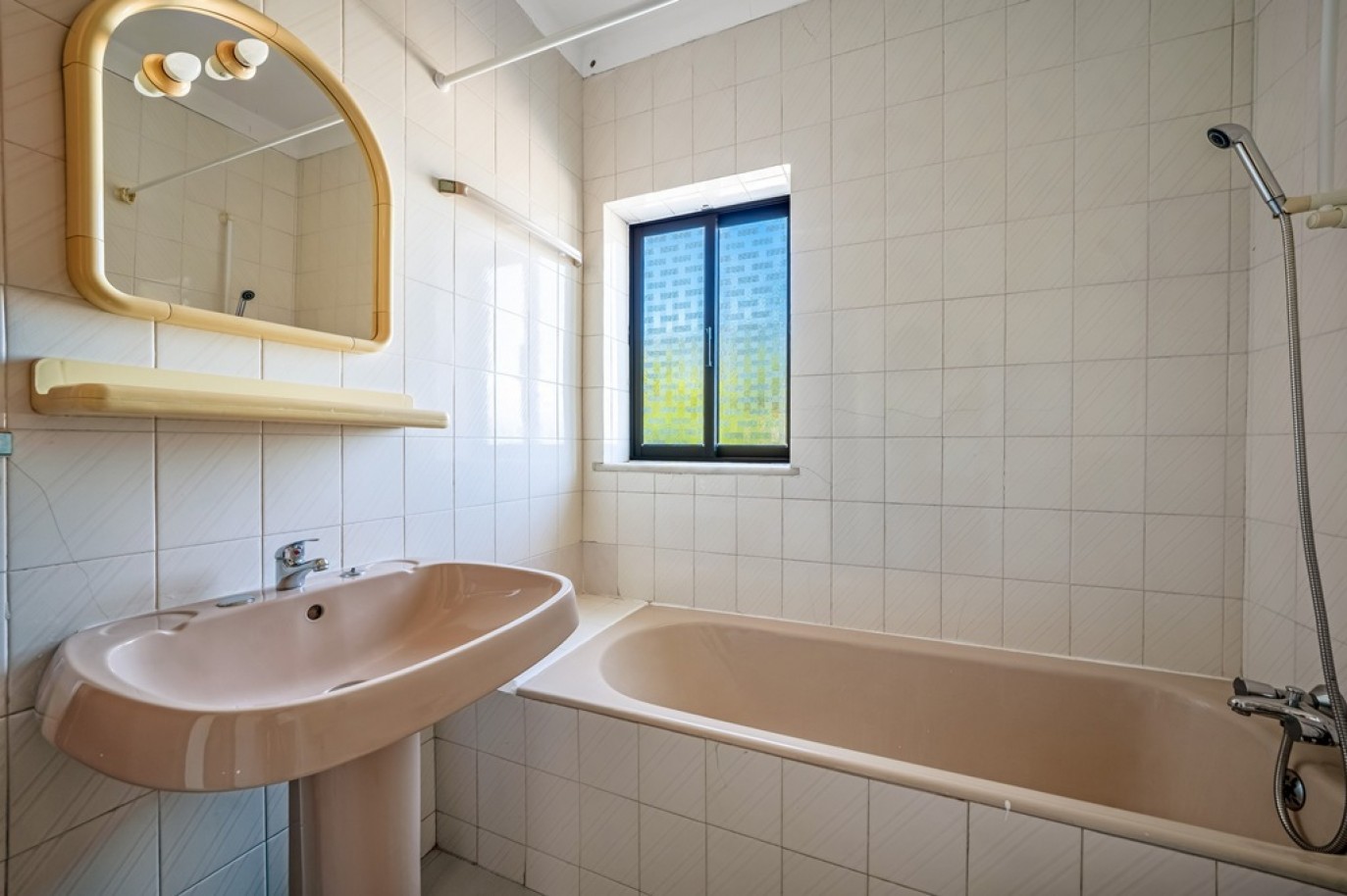 Andar de Moradia com 3 quartos para venda em Alvor, Algarve_387297