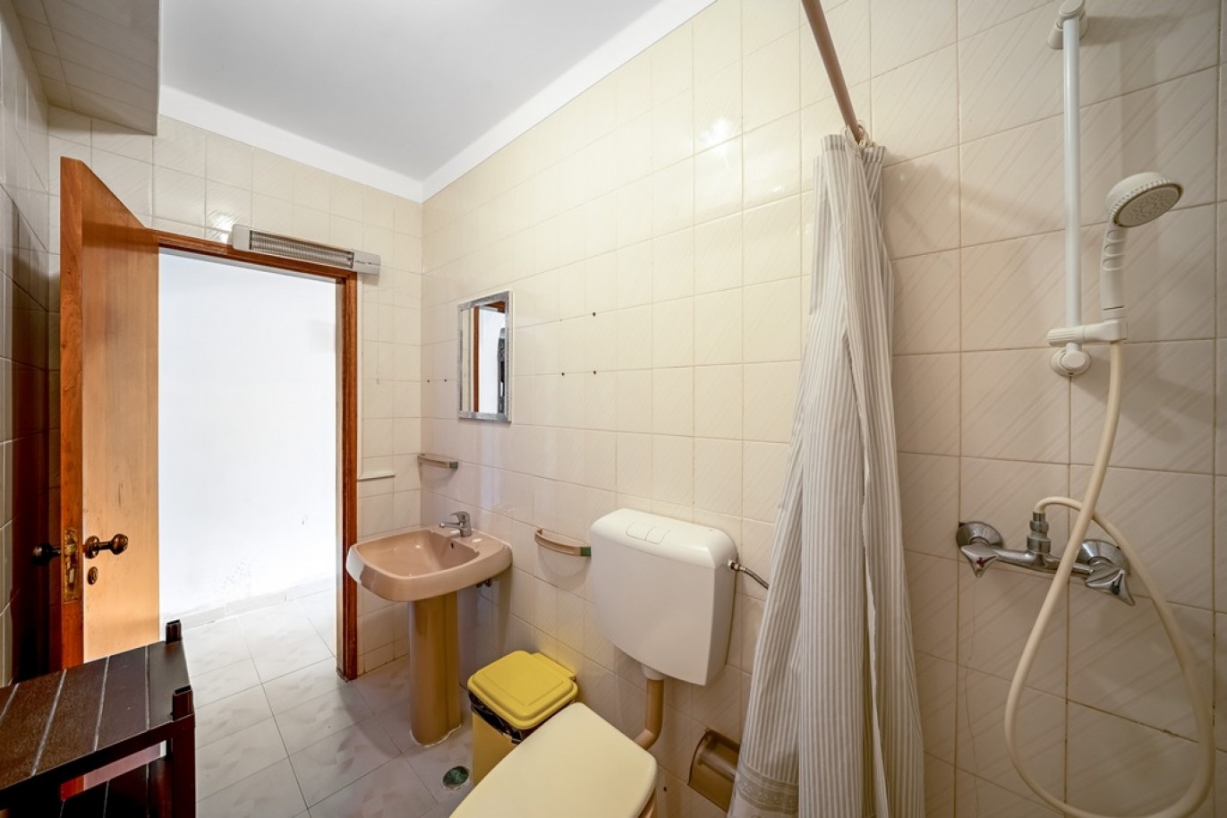 Andar de Moradia com 3 quartos para venda em Alvor, Algarve_387301