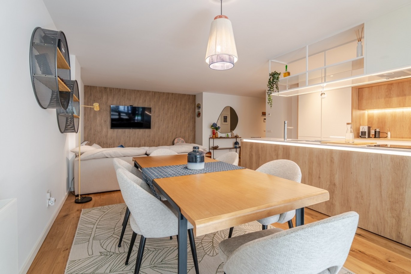Appartement de 4 pièces avec jardin à louer à Porto, au Portugal_387456